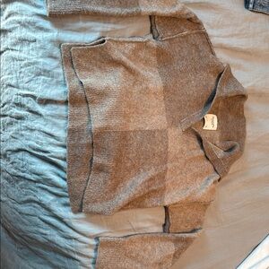 Abercrombie & Fitch Gray V-Neck Sweater